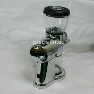 Tjänster för maskinbearbetning av plast