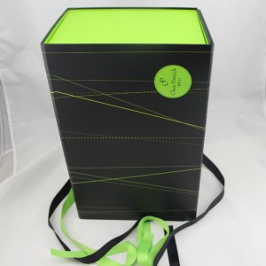 magnetfällbar pappers presentförpackningslåda med band