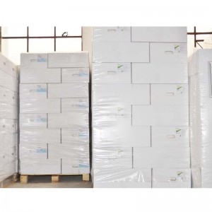 Polyakrylamid för avloppsrening och vattenlösning