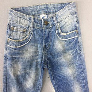 pojke vänder upp rakt ben med broderi sömnad ficka jeans WSG006