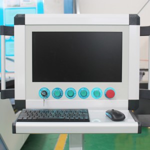 Skärmaskin för metallplåt och rör