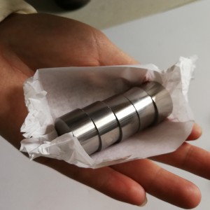 Flera storlekar i grossistledet för att optimera hastigheten på din tallvedbil, volframcylindervikt