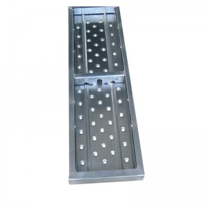 240 bredd galvaniserad stålplanka med insidan stängd