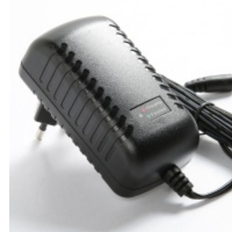 NIMH-batteriladdare för 4,8V ~ 14,4V NIMH / NICD-batteripaket