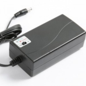 NIMH batteriladdare för 7,2V ~ 12V NIMH / NICD batteripaket