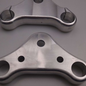 Anpassade tillverkningstjänster för bildelar och tillbehör