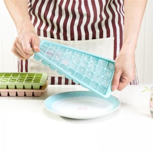 36 fyrkantiga små silikon-iskubbrickor med lock