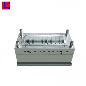 plastdel tillverkad av gjutningsleverantörens anpassade plastform