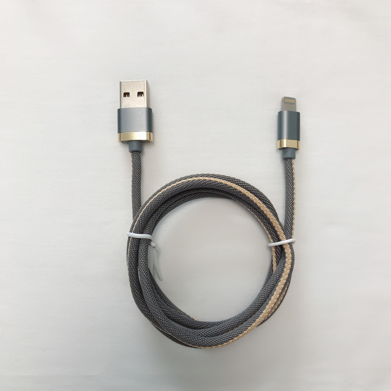 Flätad 3.0A snabbladdning Rund aluminiumshölje USB-datakabel för mikro-USB, typ C, iPhone-blixtnedladdning och synk