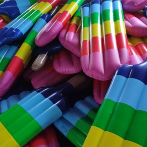 Uppblåsbara Rainbow Popsicle Pool Float / Pool Lounge