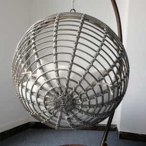 Bärbar stor 2-sits stol som ligger inomhus gungstol utomhus