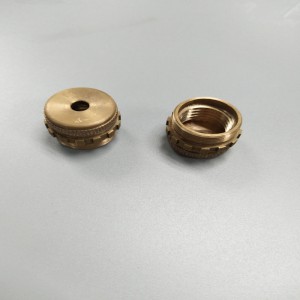 Anpassade svängningsdelar med zinkytbehandling