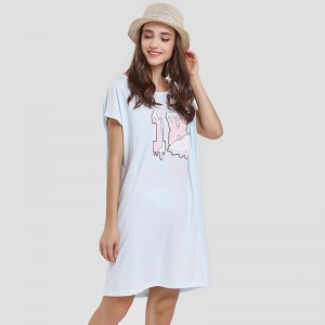 Långärmad T-shirt för kvinnor som är tryckt