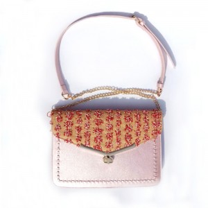 HD0823 - Rosa halmvävning och PU-läder Dam Mode Crossbody väska