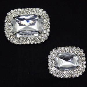 Ny design Eleganta vita smycken Klar akryl strass knapp billig sömnad plastknapp 9