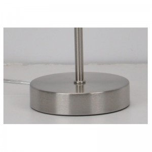 Bordslampa med linneskärm