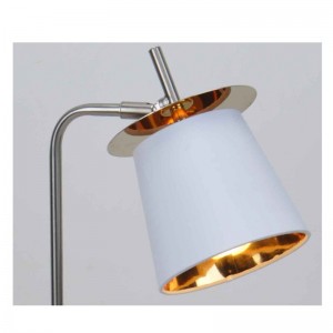 Bordslampa med tygskärm och dekorationsark