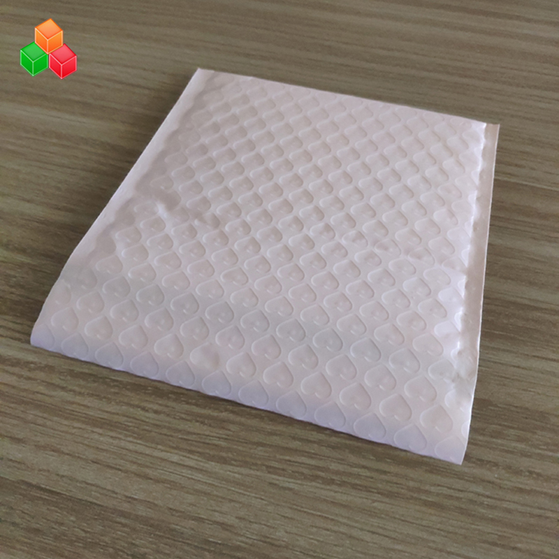Anpassad storlek stötsäker transportförpackning pearlescent film bubbla mailer / vattentät slitstark vit rosa pearlescent filmväska