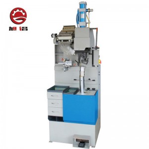 Skosmakande tåbestående maskin