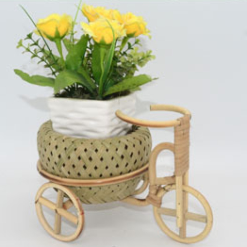 Bambu Woven Basket