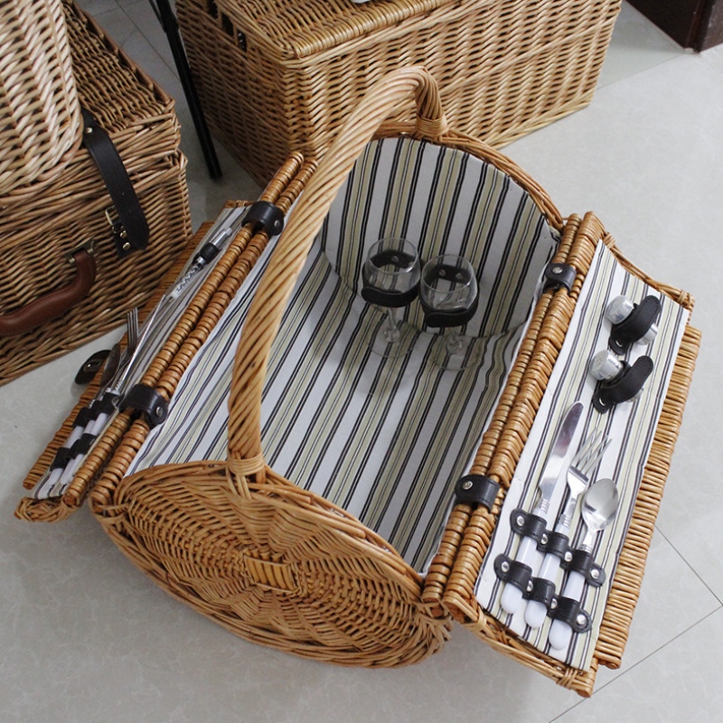 Round Shape Willow Picnic Basket