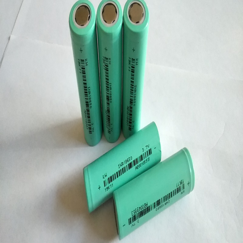 18650 Litiumjonbatteri 2000mAh 3,7V