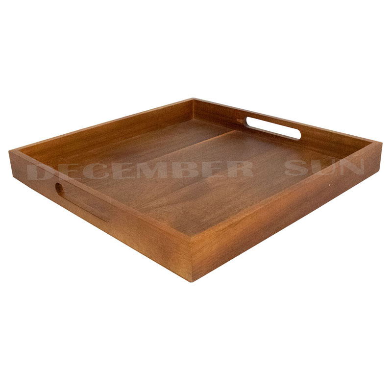 Säljer bra träbricka i bambu