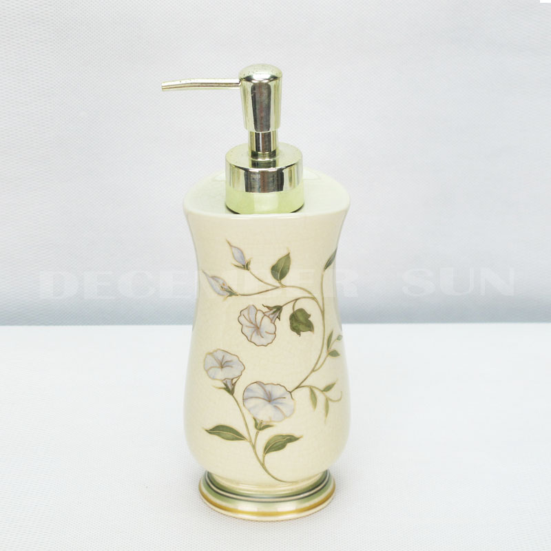 Vackert designhotell keramiskt badrum badtillbehör