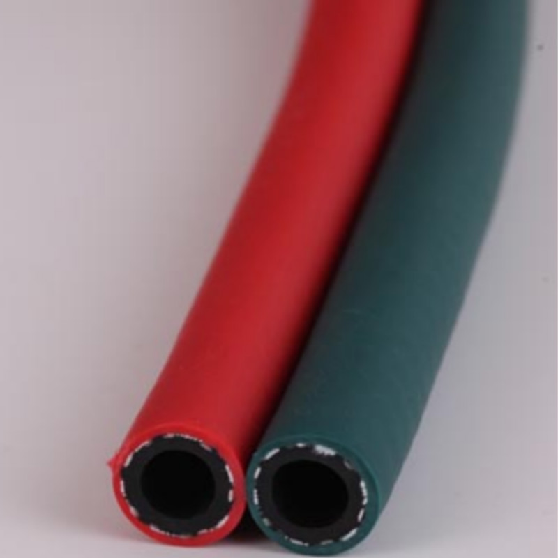 Plast 8mm flexibla dubbelsvetsade luftgas poly dropprör med upvc rörmontering