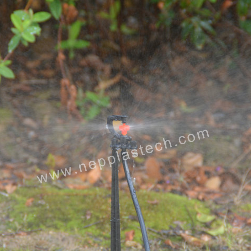 Orchard automatisk bevattningssystem mikro roterande sprinklers