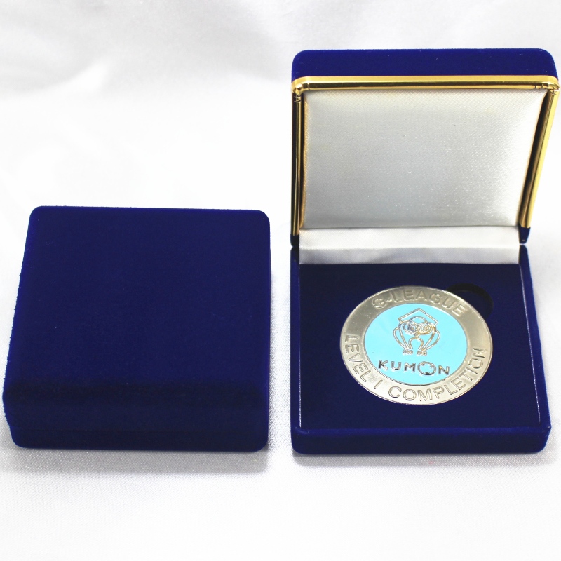 Item D-33S round shape Velvet Box for coin, medal & badge, mm. 80*80*30, weights about 65g