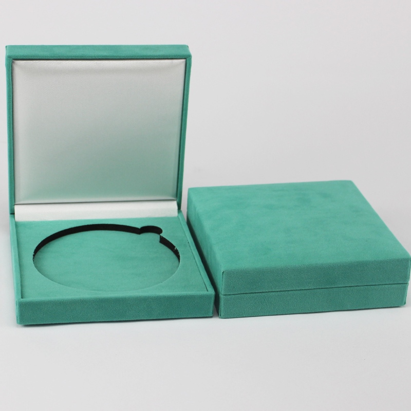 Objekt V-22S kvadratisk flanell box för 90*90mm mynt, bricka 65286; medalj osv. mm.128*128*34, vikter om 170g