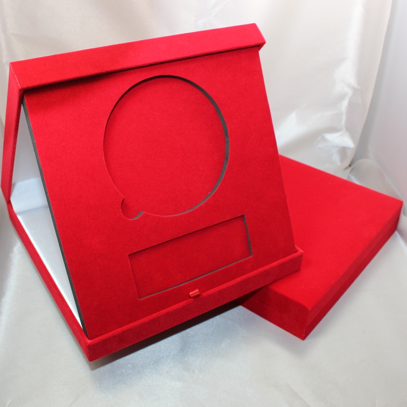 Objekt V-23L kvadratisk flanellåda för 150*150mm mutitmynt, medaljer och brickor etc. mm.192*40, vikter om 335g