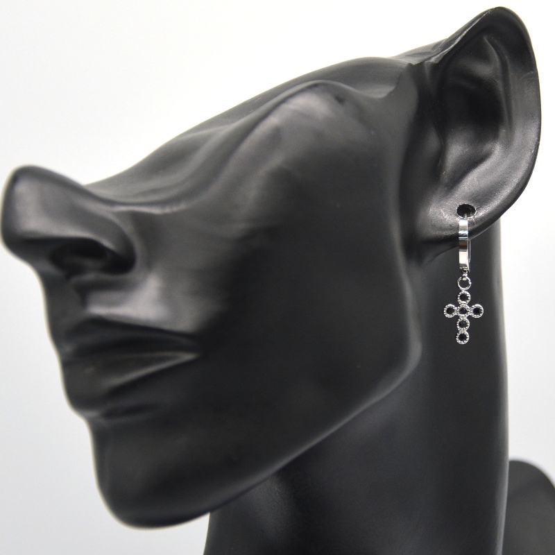 Silver korsörhängen cubic zirconia spik inställning små cirkel örhängen dinglande kors unisex Kina Ruifanbao smycken bearbetning fabrik