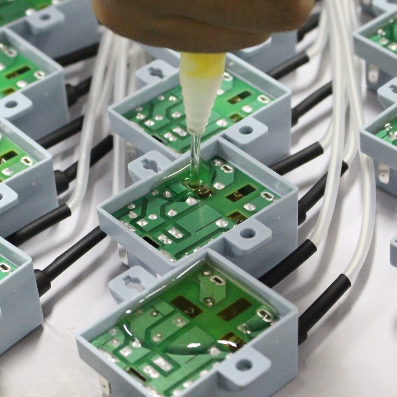 Tillverkare av klister: Vet du vad som orsakar ojämnt lim?