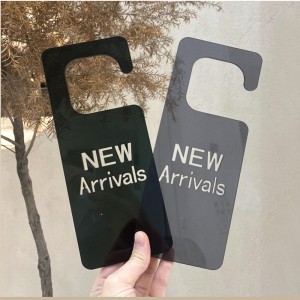 TMJ PP-539 Egen Akrylisk display, lätt lyxklädesplagg, prismärkning kreativ reklamskylt