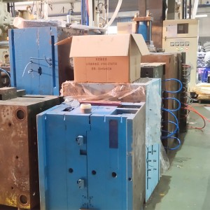 Professionella anpassade tillverkare av industriella plastdelar Injektionsform