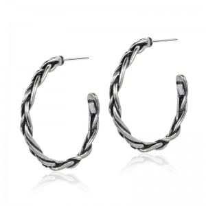 Koreanska versionen av mode och vackra örhängen