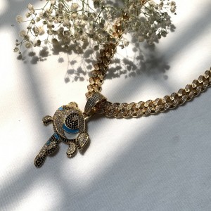 Solid Flying PoliceWoman Zircon Pendant