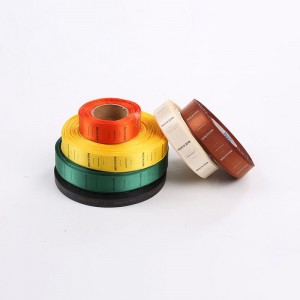 Lanserar elegant linje av vävda kläder etiketter