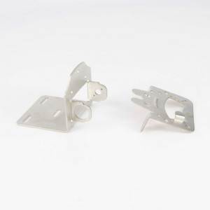 Metallfästningsplattor