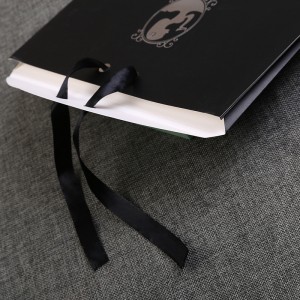 Koreanska tunna läderbyxor förpackningslåda glansiga byxor leggings strumpbyxor strumpbyxor svart band förpackningslåda