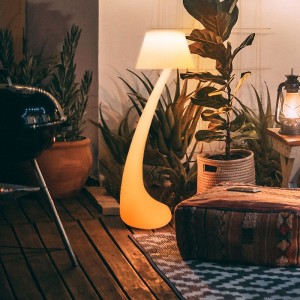 132 cm hög färgbyte LED -hörngolvlampa med dimbar fjärrkontroll