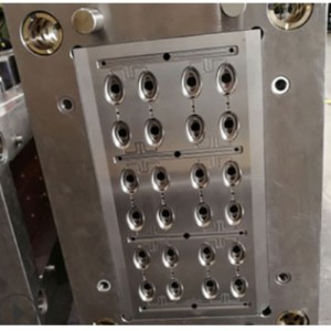 Plastinjektion MOULD-MEDICAL