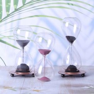 Partihandel Creative Desktop Decoration Magnetic Sand Timer Gift Round Metal Base Magnetic Hourglass