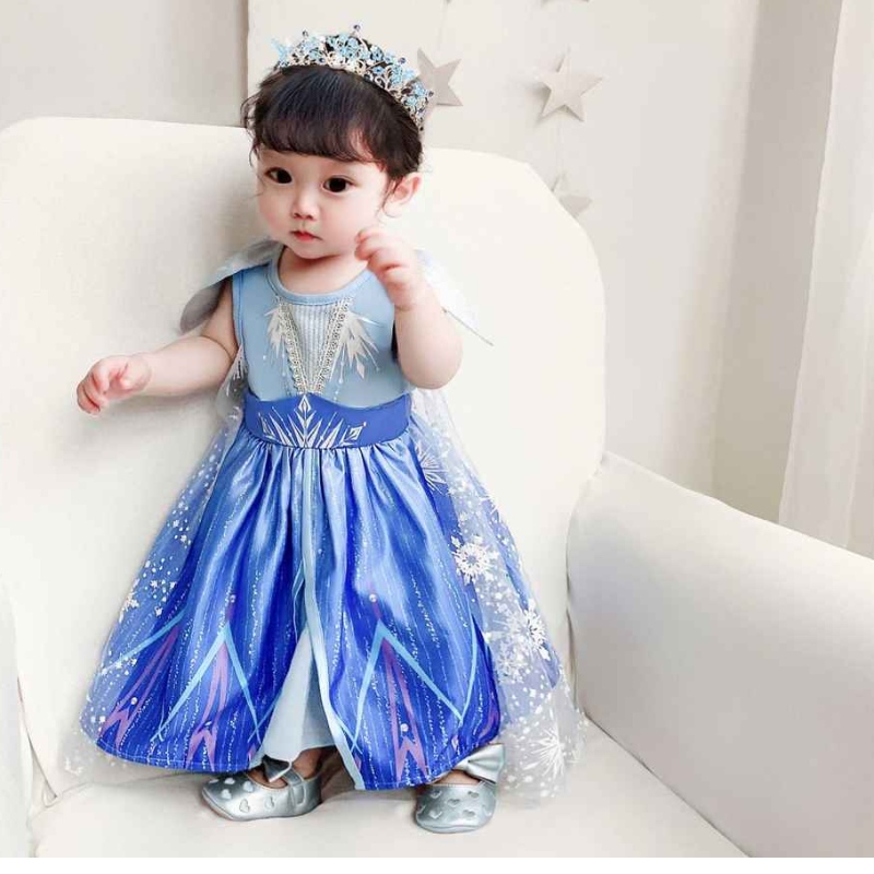 Baigeny design prinsessan Elsa Anna Rollspelklänning Little Girl Cosplay Costumes Christmas Party Födelsedagsklänning BX1730