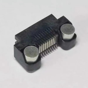 Partihandel SAMTEC-ERF8-013-01-S-D-RA-L-TR 0,8 mm avstånd med dubbel rad för trådkontaktuttag 26 Pos r/a smd guld anpassad