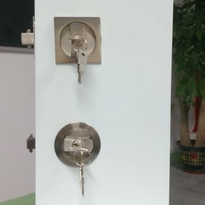 1601 Samtida entré fyrkantig ficklås, silverfickdörr mednyckel, skjutdörrlås