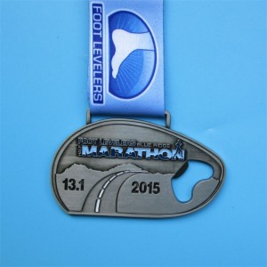 Anpassad medaljonghalsband cykelmedaljer antika pläterade metallmedaljer