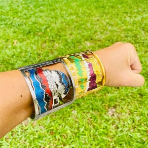 Anpassad klippt ut metall graverad billig sport emaljmedalj 3d guldmetall utmärkelsen UV -tryckmedaljer